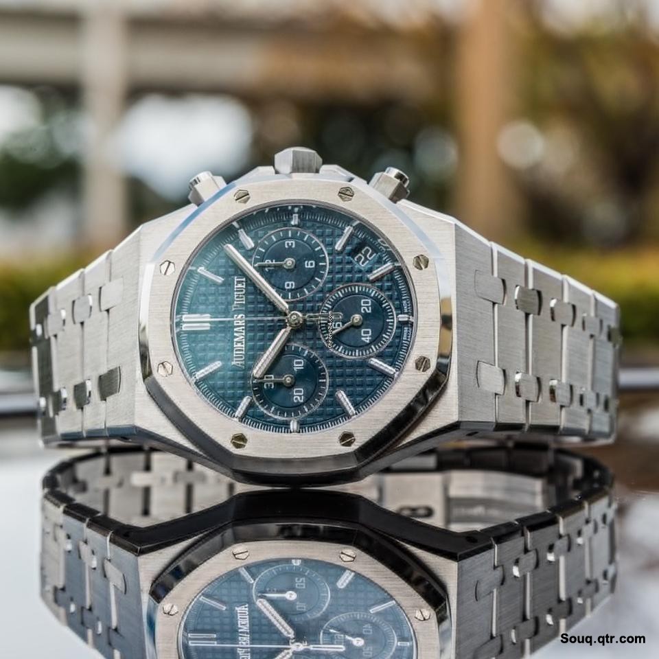 Audemars Piguet Royal Oak Chronograph - 1/3